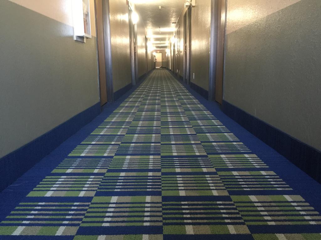 Super 8 By Wyndham סדר סיטי מראה חיצוני תמונה