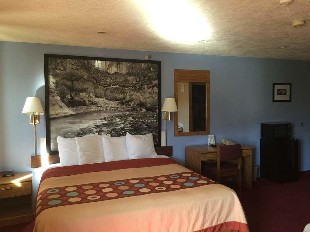 Super 8 By Wyndham סדר סיטי מראה חיצוני תמונה